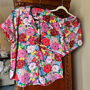Kate Spade Pajama Set - Top and Elastic Waist Shorts Floral Soft. Sz Large